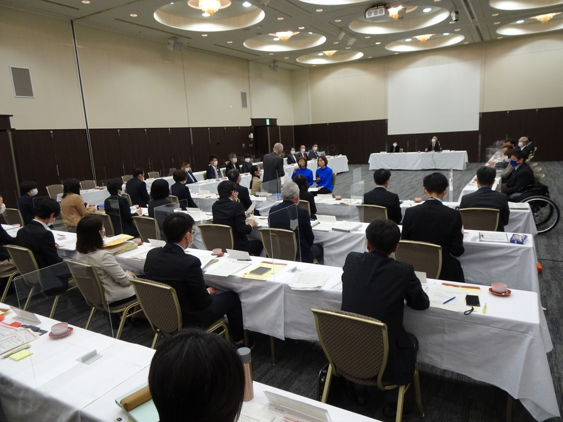 熊本県施策審議会の様子