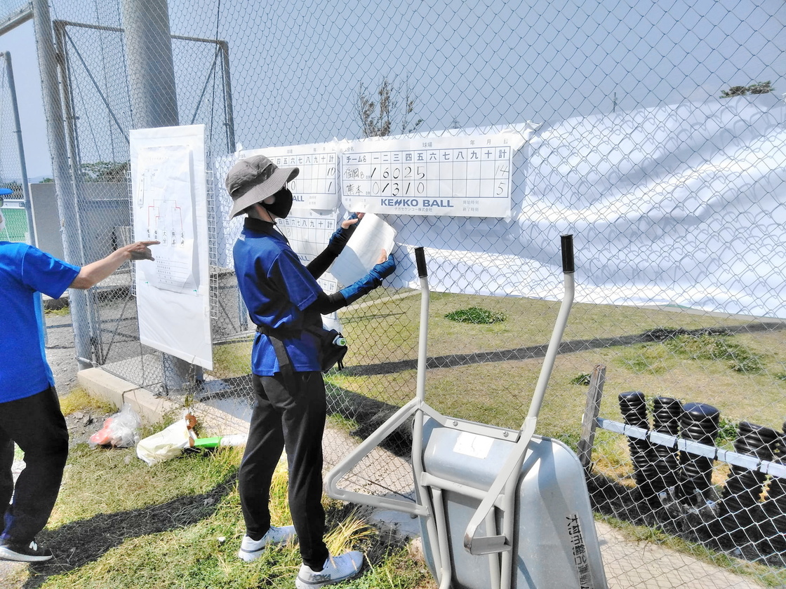 少ないスタッフでお互いに助け合い(大村市総合運動公園)