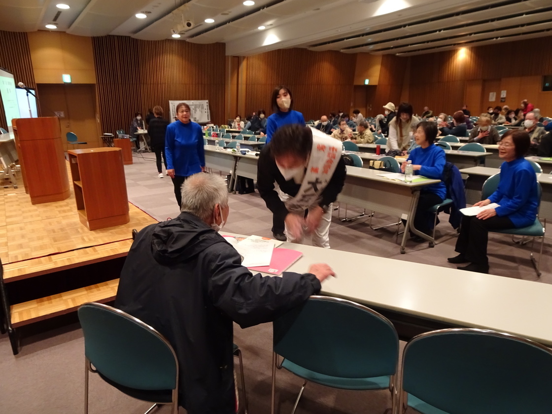 挨拶する大石浩文氏