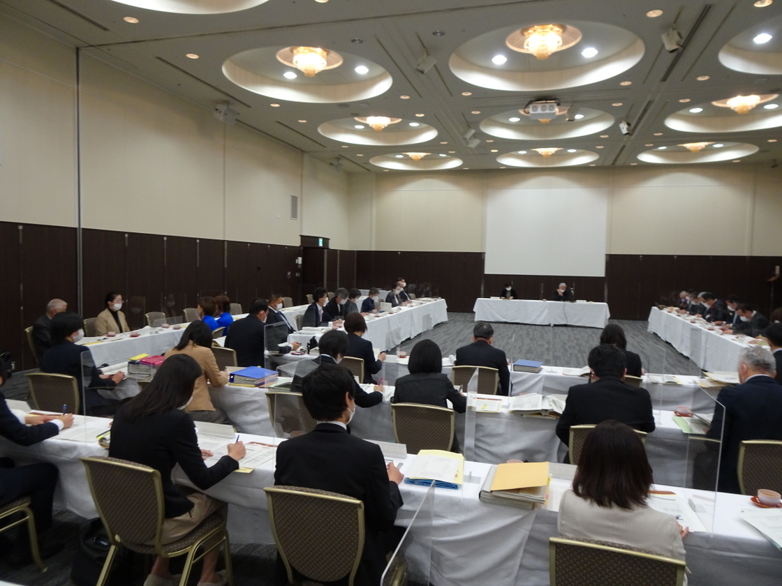 熊本県施策審議会の様子