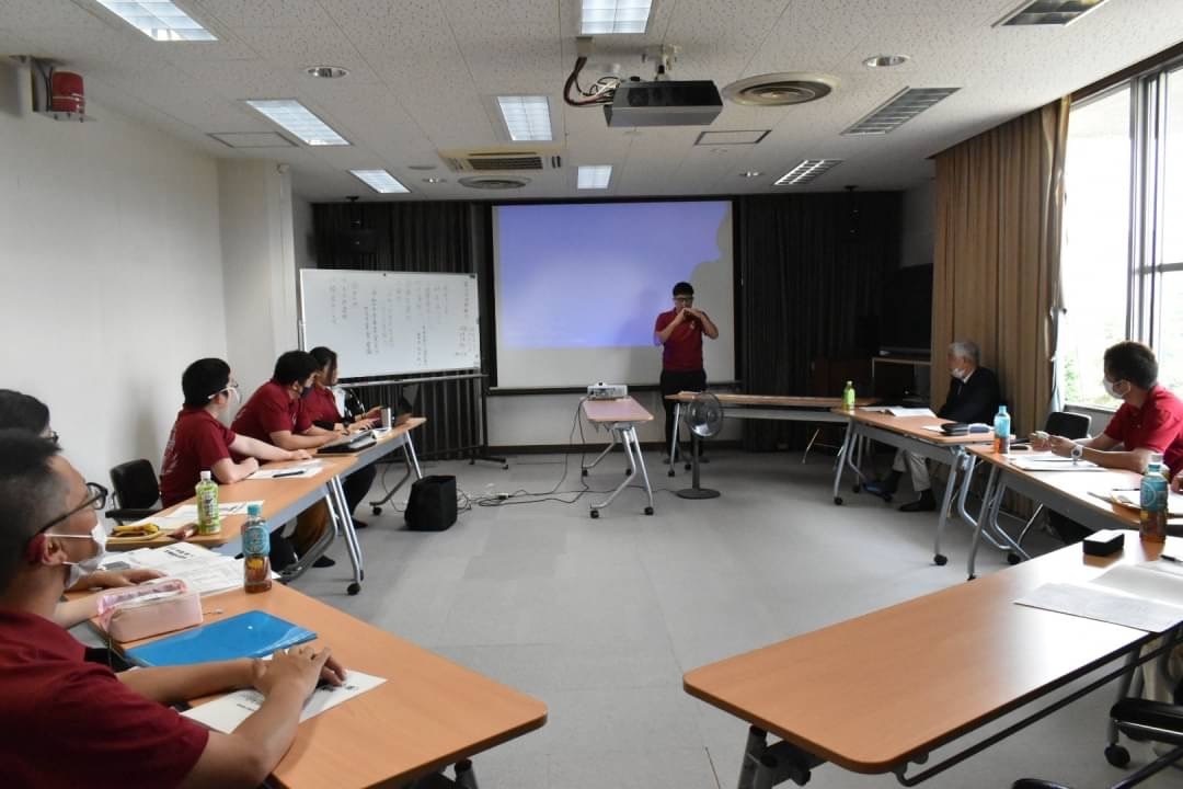 久しぶりの対面での青年部定期総会の様子