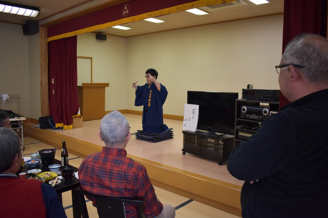 酒井亮氏による手話落語